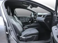 Neu Renault Clio 91 PS (66 kW) 2026 Grau Kleinwagen