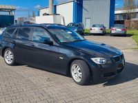 Gebraucht BMW 320 150 PS (110 kW) 2007 Schwarz Kombi