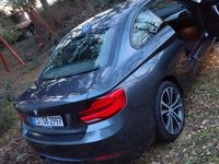 Gebraucht BMW 220 184 PS (135 kW) 2016 Grau Coupé