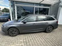 Gebraucht Skoda Octavia Clever 116 PS (85 kW) 2022 Grau Kombi