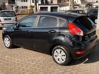 Gebraucht Ford Fiesta 101 PS (74 kW) 2014 Schwarz Kleinwagen