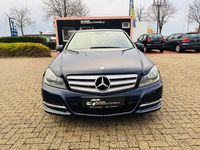 Gebraucht Mercedes C200 184 PS (135 kW) 2012 Blau Limousine
