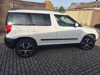 Gebraucht Skoda Yeti 122 PS (89 kW) 2011 Weiß SUV