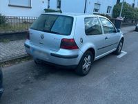 Gebraucht VW Golf 120 PS (88 kW) 2002 Silber Coupé
