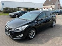 Gebraucht Hyundai i40 Edition 135 PS (99 kW) 2015 Schwarz Kombi