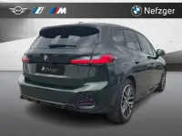 Gebraucht BMW 220 Active Tourer M Sport 156 PS (114 kW) 2022 Gruen Van / Kleinbus