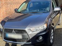 Gebraucht Mitsubishi Outlander 177 PS (130 kW) 2012 Grau SUV