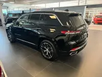 Gebraucht Jeep Grand Cherokee Summit 381 PS (280 kW) 2023 Schwarz SUV