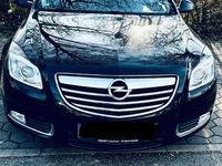 Gebraucht Opel Insignia 160 PS (117 kW) 2012 Schwarz Kombi