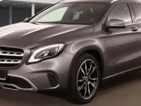 Gebraucht Mercedes GLA200 Urban 156 PS (114 kW) 2020 Grau SUV