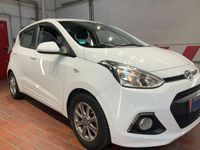 Gebraucht Hyundai i10 YES! 87 PS (63 kW) 2016 Polar white Kleinwagen