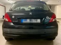Gebraucht Peugeot 207 95 PS (69 kW) 2010 Schwarz Limousine
