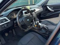 Gebraucht BMW 320 184 PS (135 kW) 2014 Blau Limousine