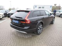 Gebraucht Volvo V90 CC Ultimate 197 PS (144 kW) 2024 Onyx black Kombi