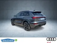 Neu Audi Q6 e-tron Business 225 kW (306 PS) 2026 Grau SUV