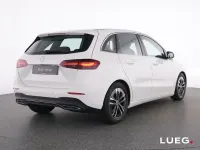Gebraucht Mercedes B180 Progressive 136 PS (100 kW) 2024 Weiß Kleinwagen