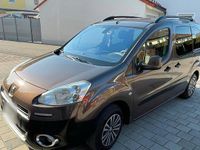 Gebraucht Peugeot Partner Tepee 114 PS (83 kW) 2013 Braun Van / Kleinbus