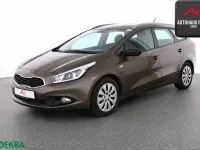 Gebraucht Kia Ceed Sportswagon 99 PS (72 kW) 2012 Sandbeige Kombi