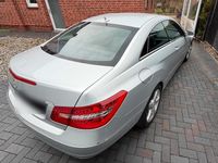 Gebraucht Mercedes E250 204 PS (150 kW) 2012 Silber Coupé