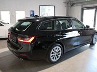Gebraucht BMW 318 Advantage 150 PS (110 kW) 2022 Schwarz Limousine