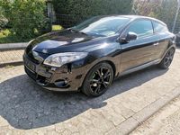 Gebraucht Renault Mégane III 140 PS (102 kW) 2010 Schwarz Coupé