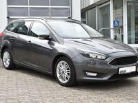 Gebraucht Ford Focus Cool & Connect 125 PS (91 kW) 2017 Grau Limousine