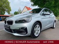 Gebraucht BMW 218 Sport Line 140 PS (102 kW) 2018 Glaciersilber a83 Van / Kleinbus