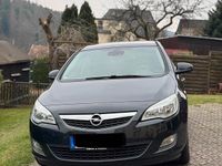 Gebraucht Opel Astra 140 PS (102 kW) 2012 Schwarz Kombi
