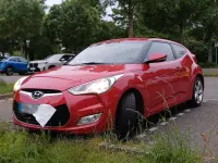 Gebraucht Hyundai Veloster 140 PS (102 kW) 2012 Rot Kleinwagen