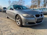 Gebraucht BMW 318 143 PS (105 kW) 2012 Grau Kombi