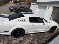 Gebraucht Ford Mustang 270 PS (198 kW) 2007 Weiß Coupé