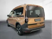 Neu VW Caddy PanAmericana 122 PS (89 kW) 2025 Braun (copper bronze metallic) Van / Kleinbus
