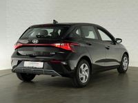 Gebraucht Hyundai i20 Select 101 PS (74 kW) 2025 Phantom black Kleinwagen