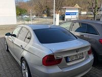 Gebraucht BMW 325 218 PS (160 kW) 2005 Silber Limousine