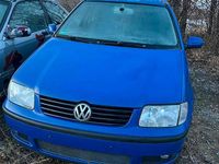 Second-hand VW Polo 75 CP (55 kW) 2001 Albastru Hatchback