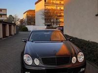 Gebraucht Mercedes E220 150 PS (110 kW) 2003 Schwarz Limousine