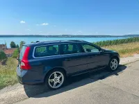 Gebraucht Volvo V70 Summum 163 PS (119 kW) 2012 Blau Kombi