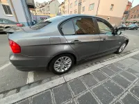 Gebraucht BMW 318 147 PS (108 kW) 2009 Grau Limousine