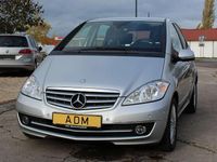 Gebraucht Mercedes A160 95 PS (69 kW) 2009 Polarsilber Kleinwagen