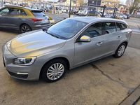 Gebraucht Volvo V60 215 PS (158 kW) 2015 Blau Kombi