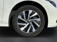 Gebraucht VW Golf VII Style 204 PS (150 kW) 2021 Weiß Kleinwagen