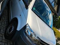 Gebraucht VW Transporter 101 PS (74 kW) 2014 Weiß Van