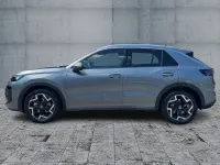 Neu VW T-Roc R-line 150 PS (110 kW) 2026 Grau SUV