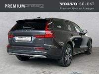 Gebraucht Volvo V60 CC Ultimate 197 PS (144 kW) 2024 Grau Kombi
