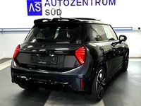 Gebraucht Mini John Cooper Works 156 PS (114 kW) 2024 Legend grey Kleinwagen