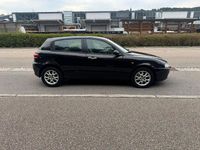 Gebraucht Alfa Romeo 147 Progression 120 PS (88 kW) 2002 Schwarz Kleinwagen