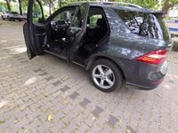 Gebraucht Mercedes ML350 258 PS (189 kW) 2015 Grau SUV