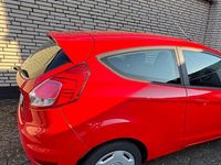 Gebraucht Ford Fiesta Trend 65 PS (47 kW) 2013 Rot Kleinwagen