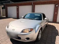 Second-hand Mazda MX5 126 CP (92 kW) 2006 Argintiu Cabrio