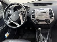 Gebraucht Hyundai i20 Edition 77 PS (56 kW) 2012 Grau Limousine